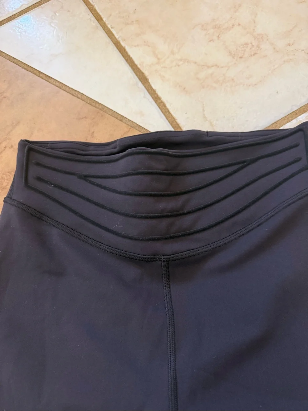 Lululemon Get in Line Super High-Rise Tight 28